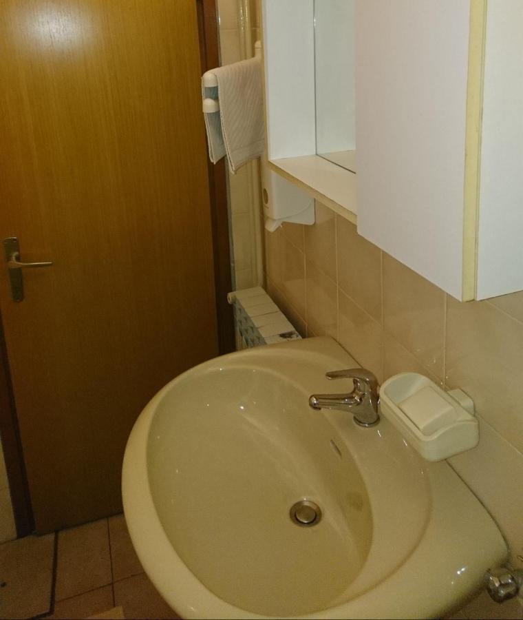 Apartment Mira Rijeka Room photo